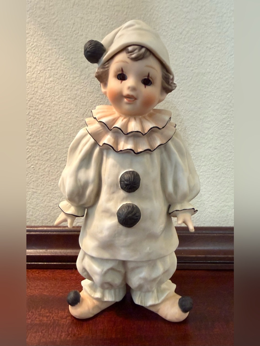 Enesco Cream and Black Porcelain Clown Figurine Peaches